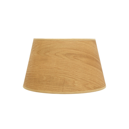 Pantalla Salma fabricada en textil color madera clara