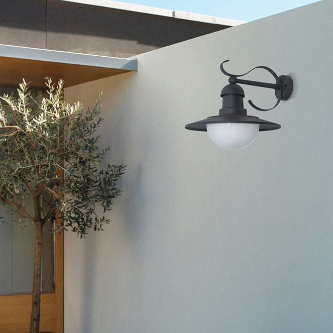 Aplique de pared Torva con protección IP44 ideal para terrazas