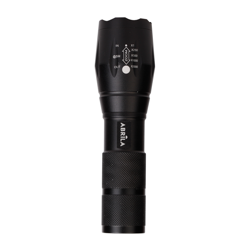 Linterna resistente y compacta ideal para camping y senderismo