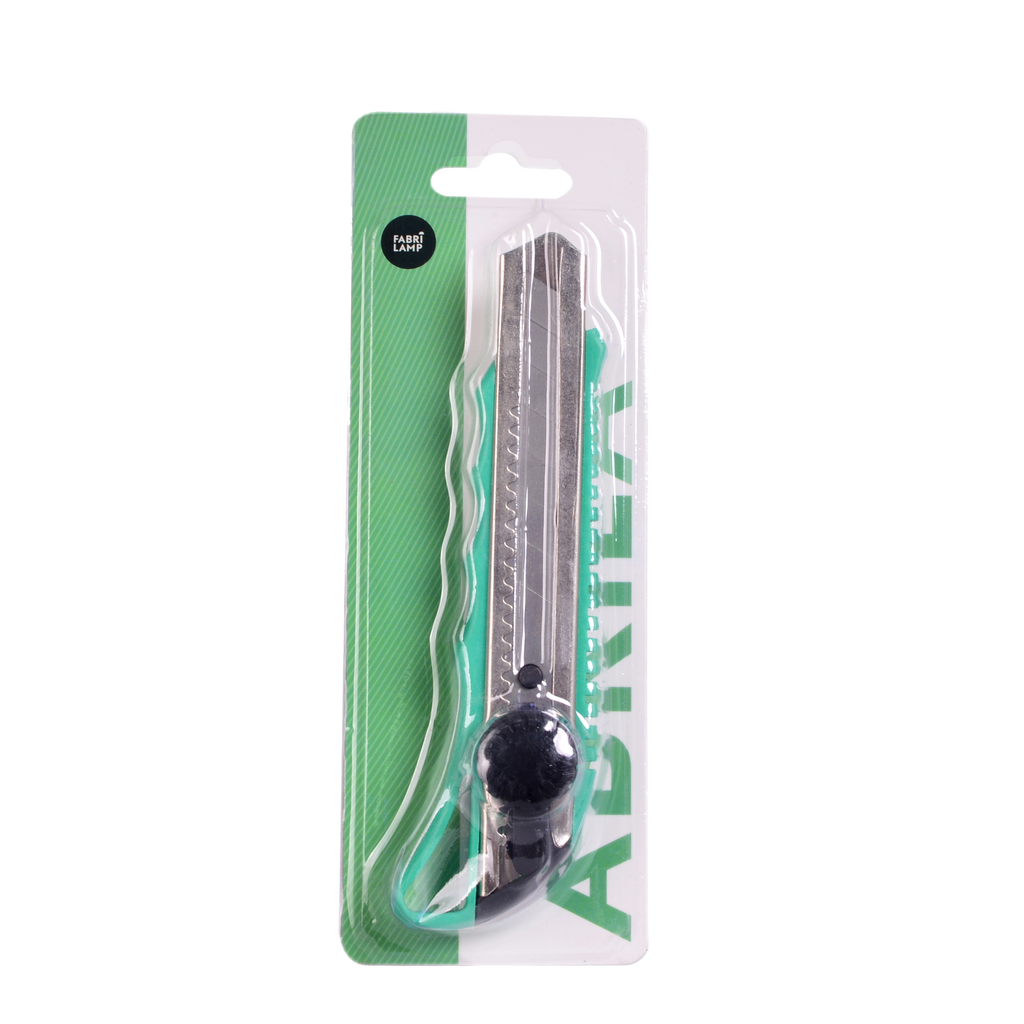 Cúter PRECISO Verde 18mm de Fabrilamp, vista frontal.