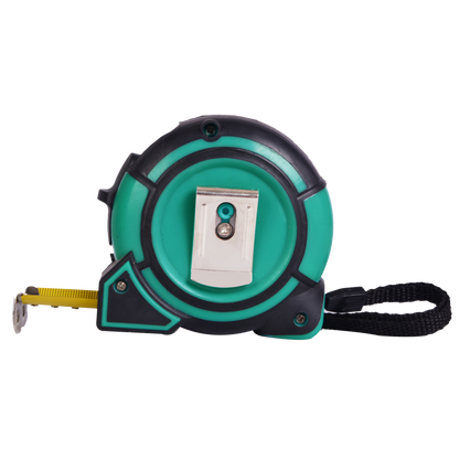 Cinta métrica Distar con clip, perfecta para tener a mano en el taller