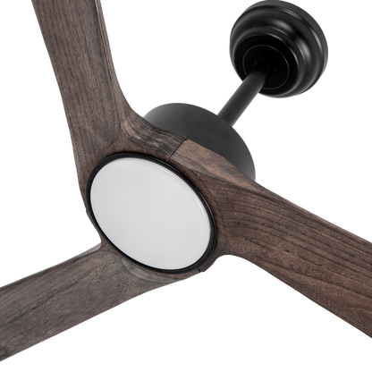 Moderno ventilador con luz Orinoco, perfecto para tu dormitorio