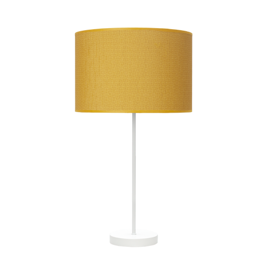 Lámpara fabricada en metal color blanco con pantalla textil color amarillo