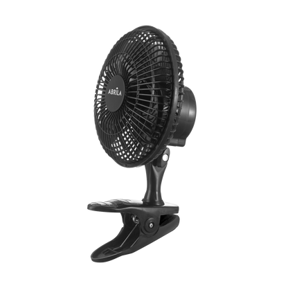 Ventilador de sobremesa con pinza Nervion Negro de Fabrilamp, vista frontal.