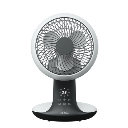 Elegante ventilador blanco y negro ideal para el dormitorio