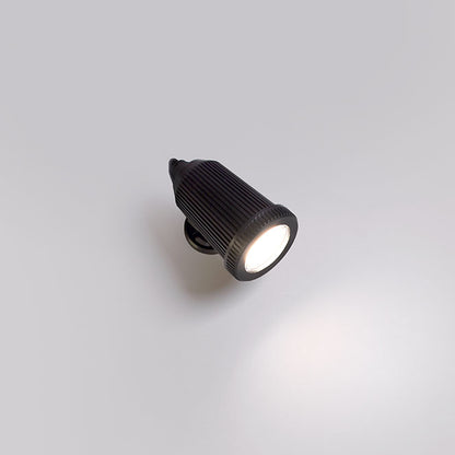 Pincho Ciclame fabricado en ABS color Negro, ideal para iluminar jardines