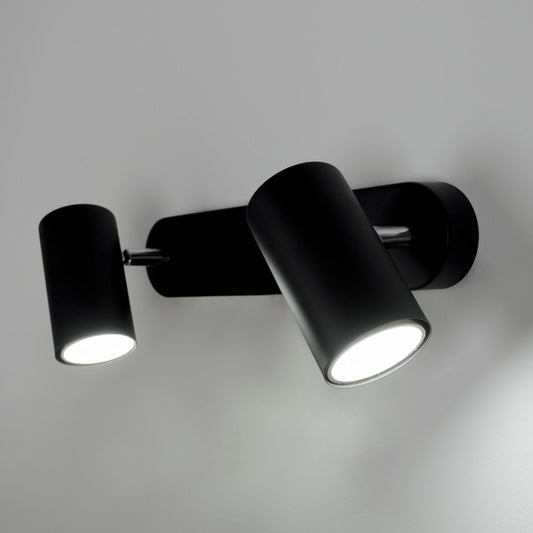 Aplique LUCAS fabricado en hierro color negro para interiores