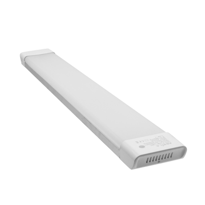 Luminaria lineal moderna ideal para iluminar interiores con luz fría