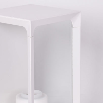 Aplique estanco CRIZ con protección IP44, perfecto para iluminar tu jardín.