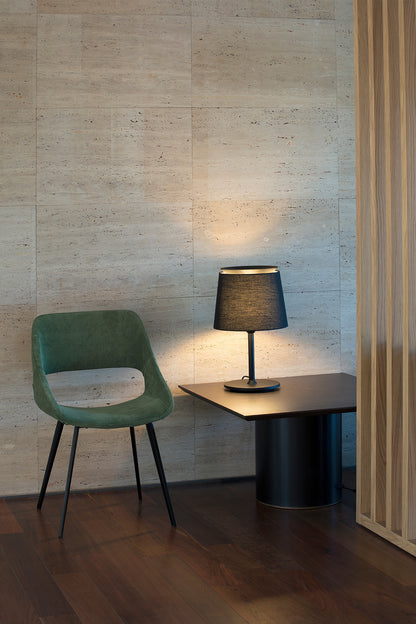 Lámpara SAVOY fabricada en Acero color Negro Mate, ideal para iluminación ambiental