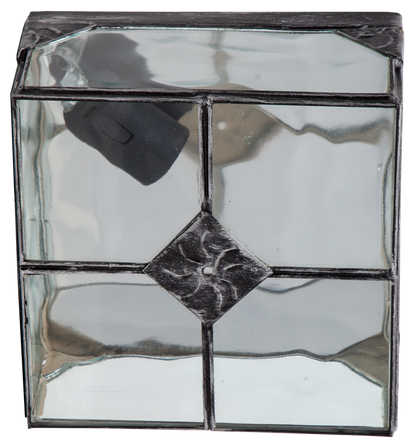 Plafón Estepa fabricado en metal color plata envejecida y cristal rugoso.