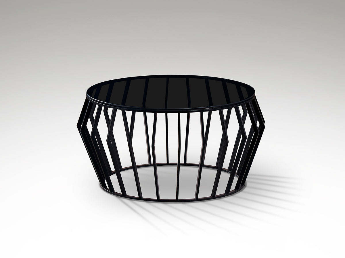 Mesa de Centro Ciros 90 cm Metal Negro Mate y Cristal Smoke Schuller en ambiente decorado | Schuller · Ref. 335522
