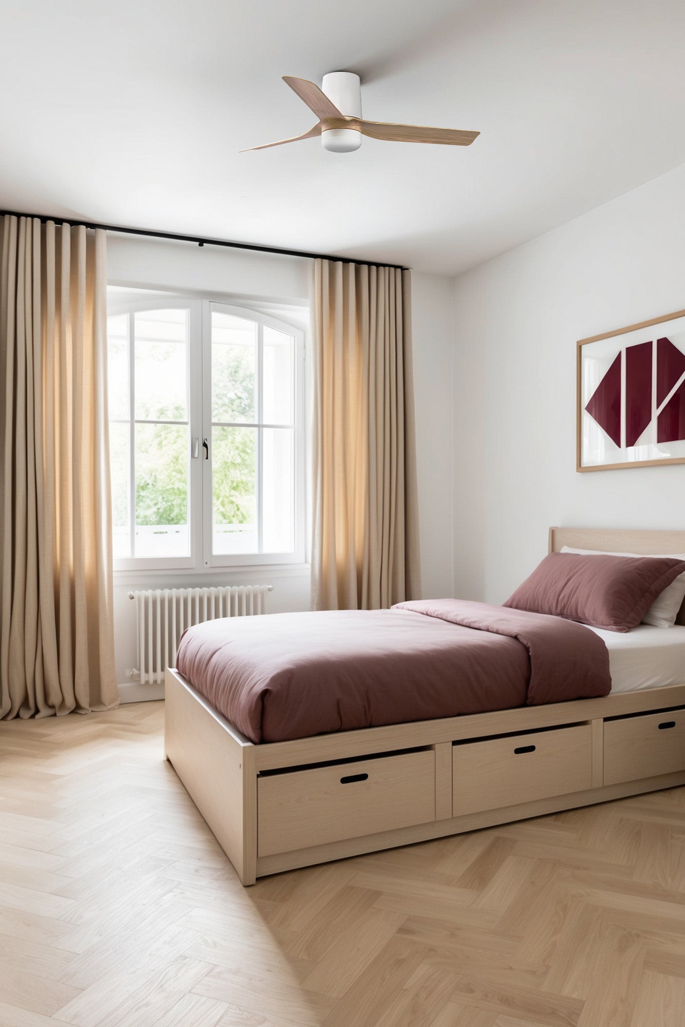 Ventilador fabricado en ABS color blanco mate y arce