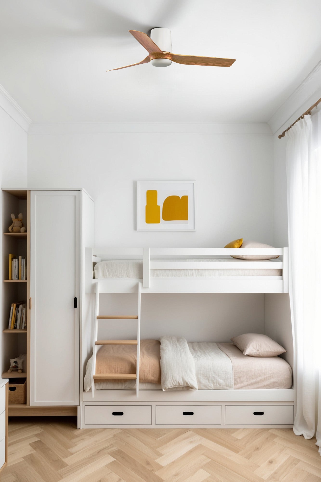 Ventilador de techo fabricado en arce color blanco ideal para salón