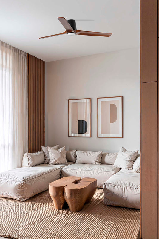 Ventilador HEYWOOD TUB fabricado en aluminio y madera color negro y nogal