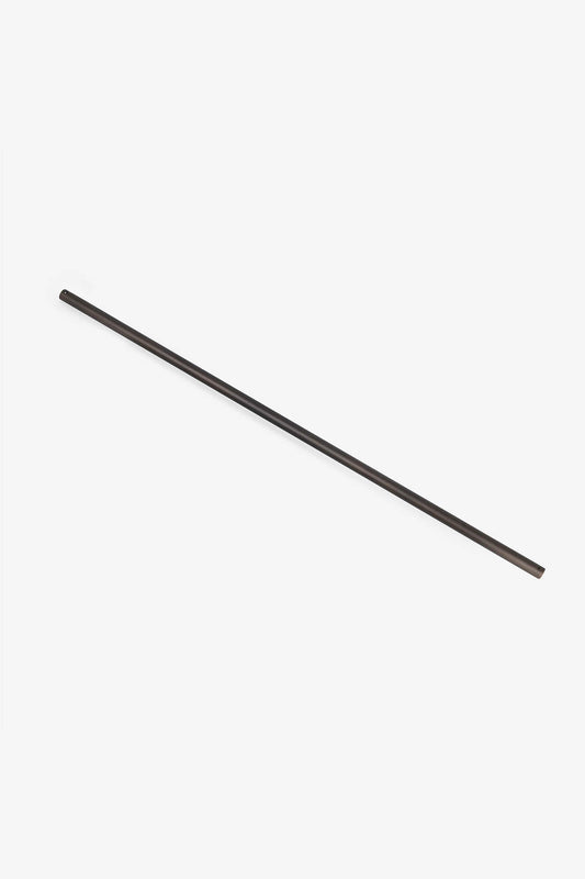 Tija de extensión Andros fabricada en acero color marrón, ideal para ventiladores de techo en salón