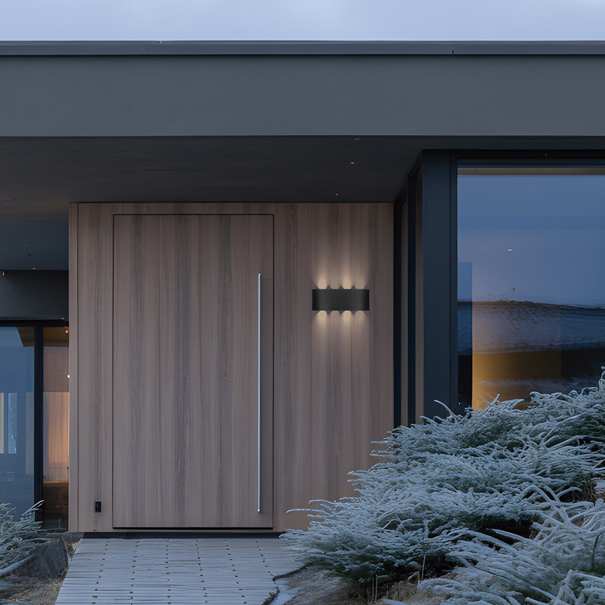 Vista frontal detallada del aplique exterior LED King negro ALEMAR