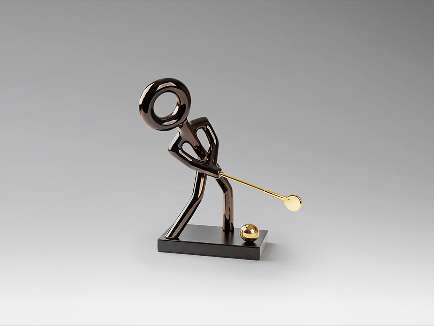 Figura Decorativa Jugador de Golf 29 cm Negro y Dorado Schuller en ambiente decorado | Schuller · Ref. 381970