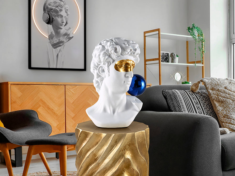 Busto Decorativo David 30,5 cm Resina Blanco con Oro y Azul Schuller en ambiente decorado | Schuller