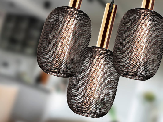 Lámpara Colgante Micrón 3 Luces LED Oro y Negro Dimable Schuller en ambiente decorado | Schuller