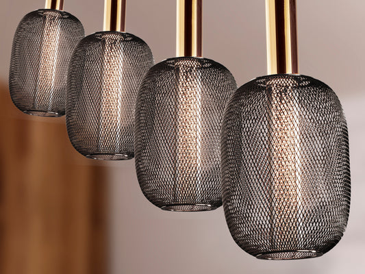 Lámpara Colgante Micrón 4 Luces LED Oro y Negro Schuller en ambiente decorado | Schuller