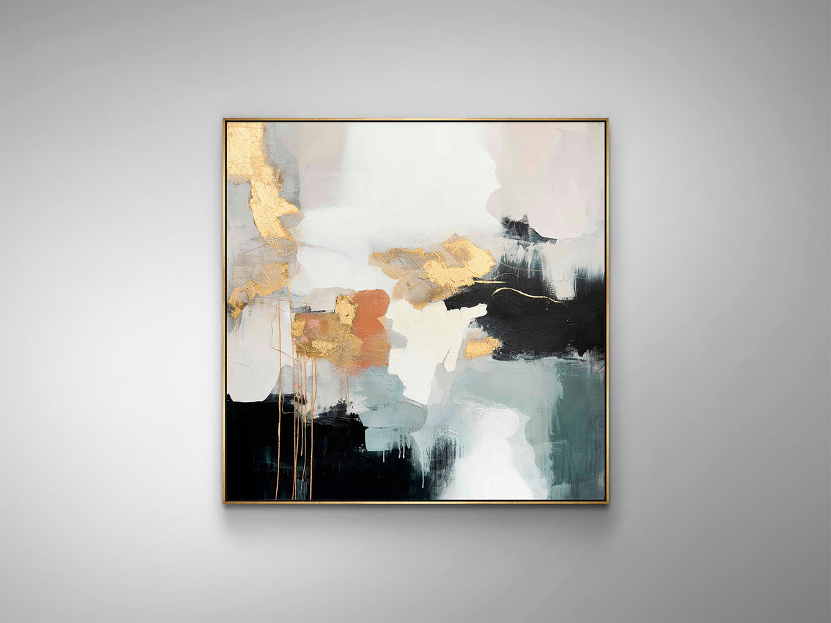 Pintura Acrílica Expresión 100x100 cm Detalles Dorados Schuller en ambiente decorado | Schuller