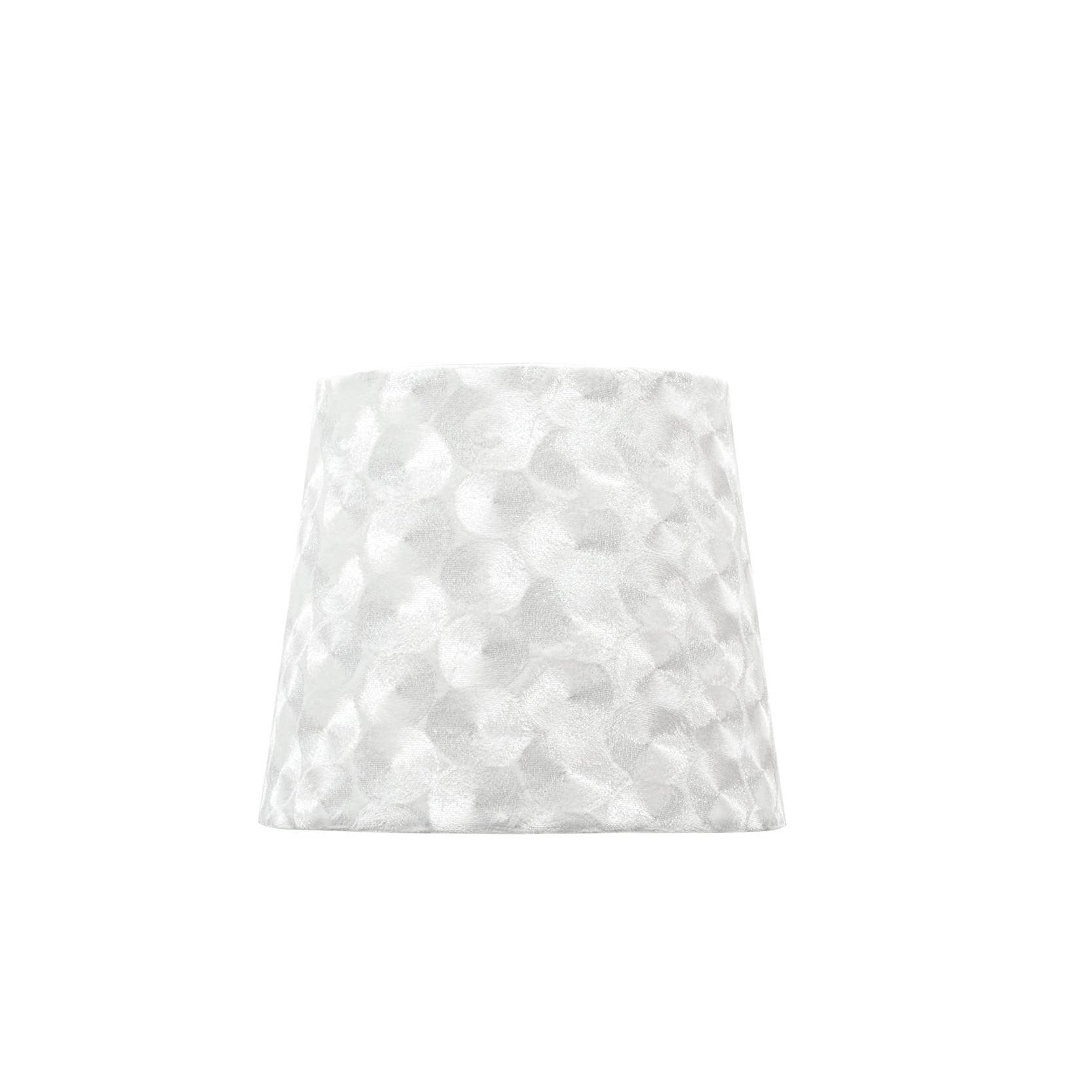 Pantalla Fátima fabricada en Textil color Blanco Nacar, ideal para lámparas