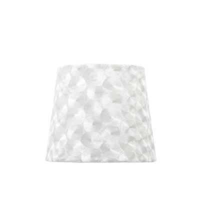 Pantalla Fátima fabricada en Textil color Blanco Nacar, ideal para dormitorio