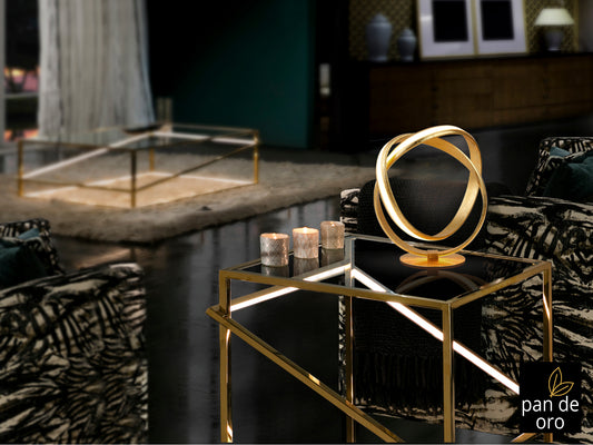 Lámpara de Sobremesa LED Lazas 17W Pan de Oro Schuller en ambiente decorado | Schuller
