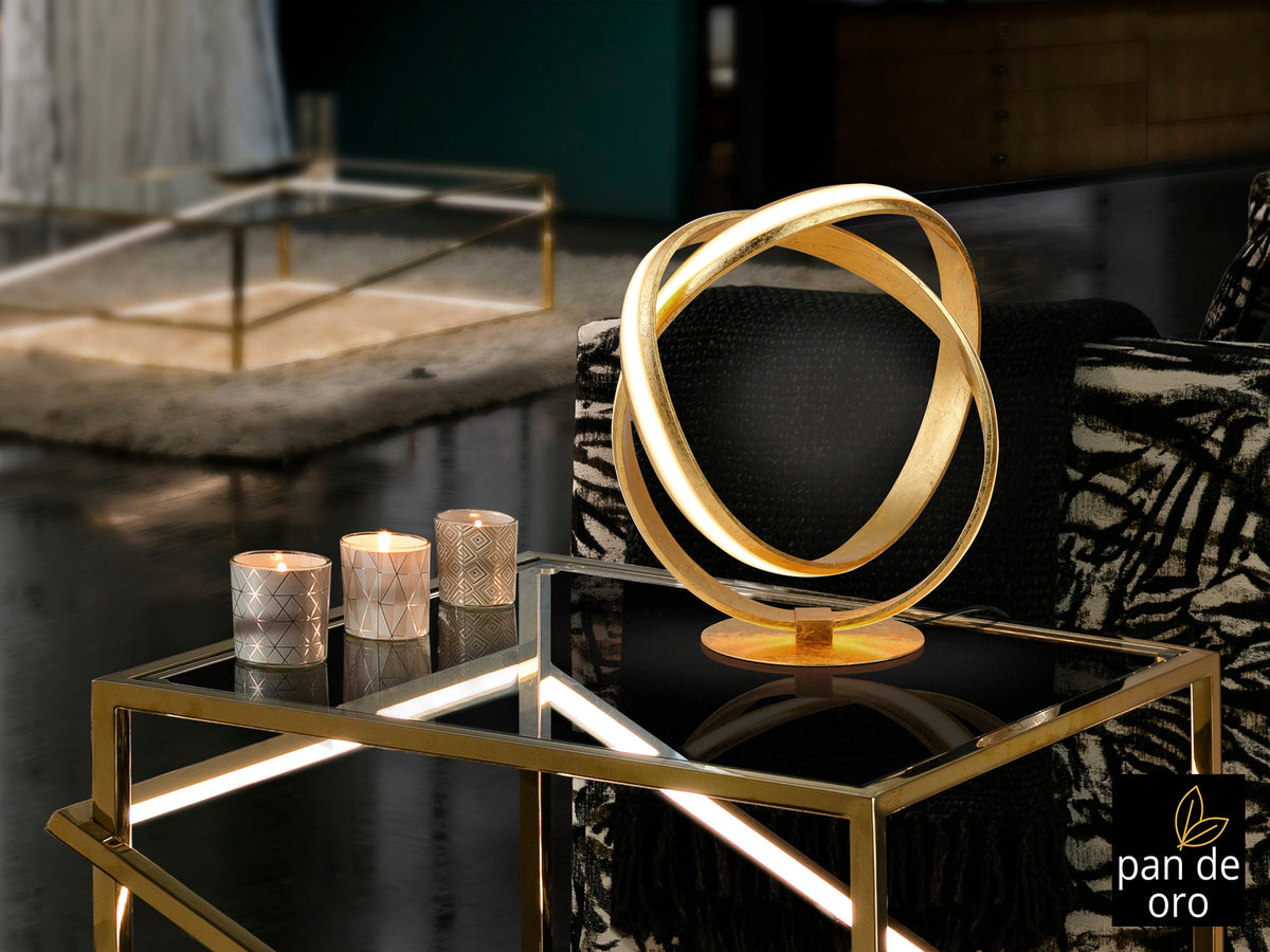 Lámpara de Sobremesa LED Lazas 17W Pan de Oro Schuller en ambiente decorado | Schuller