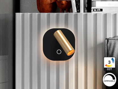 Aplique de Pared con Foco de Lectura Biblos Oro y Negro Schuller en ambiente decorado | Schuller