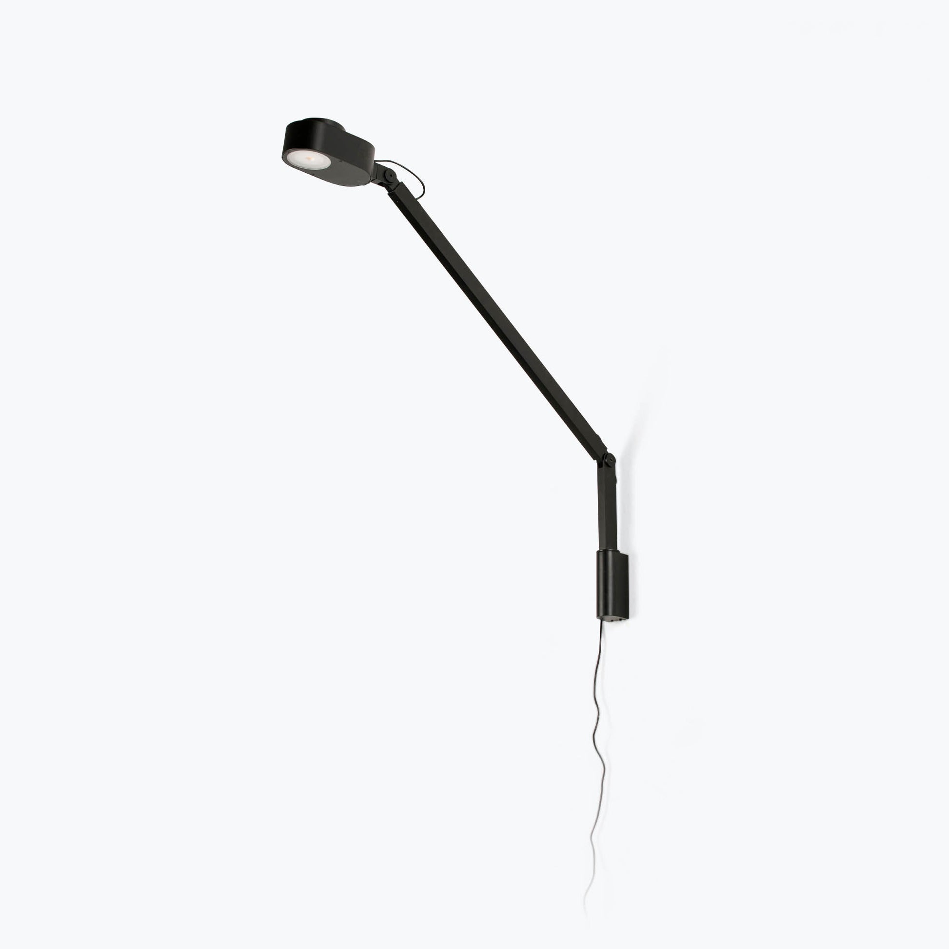 Aplique de Pared INVITING con Brazo Orientable Negro FARO 57319