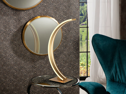 Lámpara de Sobremesa LED Arcus 14W Oro Cepillado Schuller en ambiente decorado | Schuller