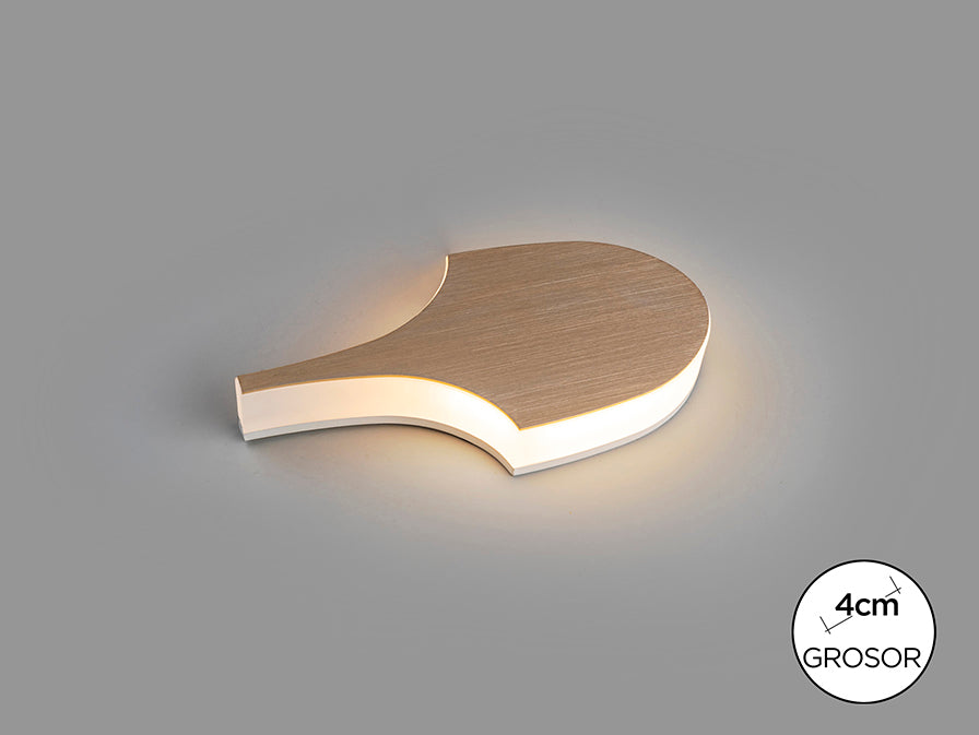 Aplique de Pared de diseño Serea de Schuller (Serea) en color Dorado Anodizado con luz indirecta - Ref 689542.

