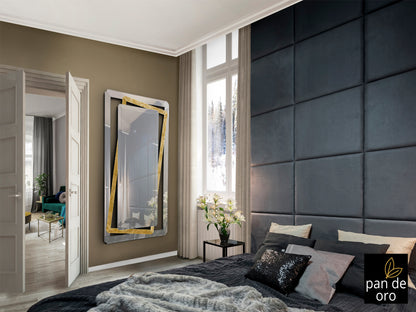 Espejo de Pared Nora 100x180 cm Pan de Oro Biselado Schuller instalada en ambiente decorativo de salón o dormitorio | Schuller