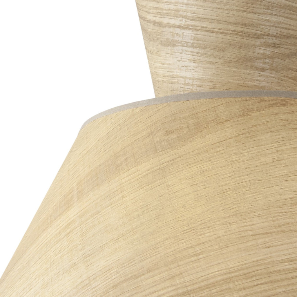 Detalle de doble pantalla efecto madera del colgante Carlo ALEMAR