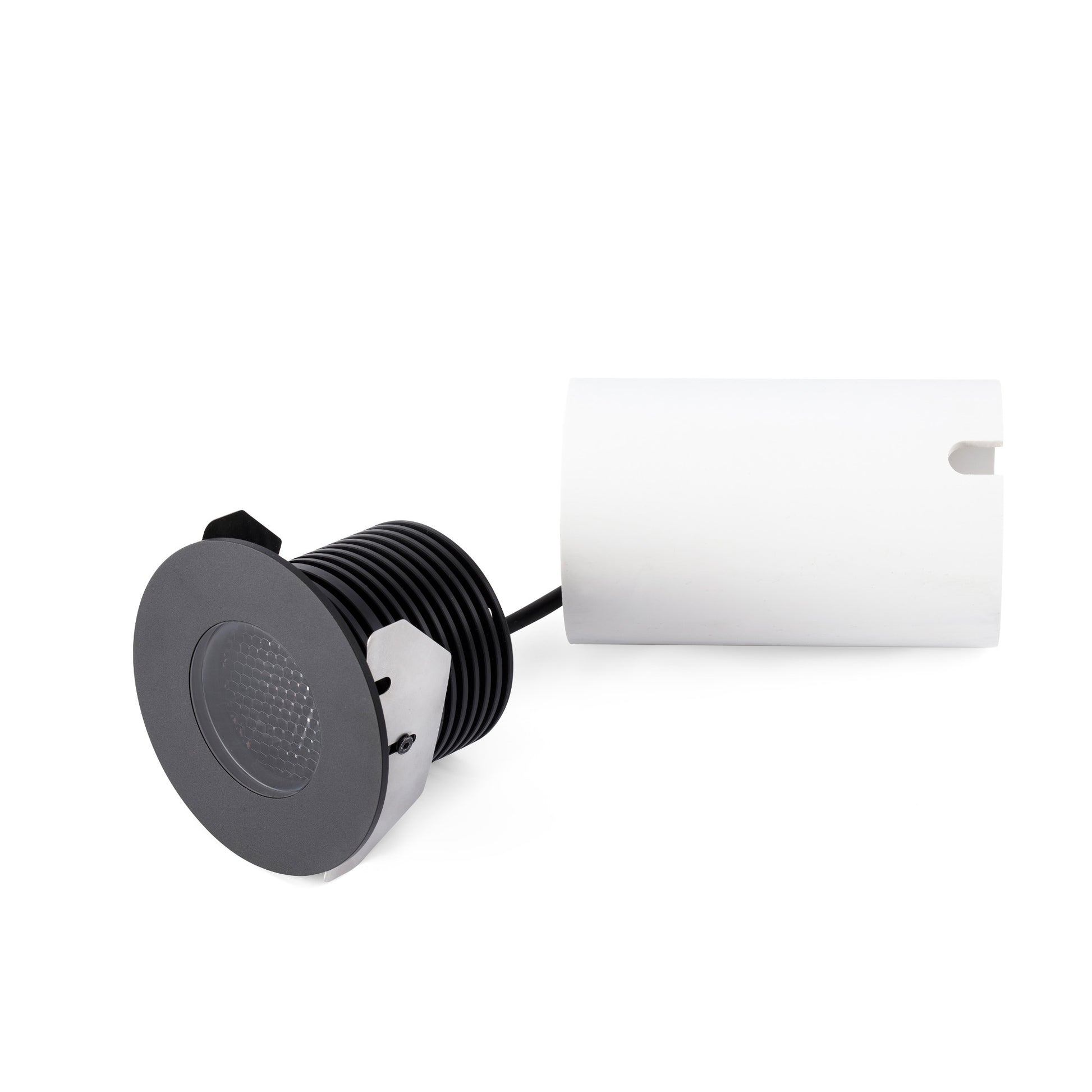 Luz Empotrable Suelo LED Negro Faro Grund 70736 para Jardín y Terrazas