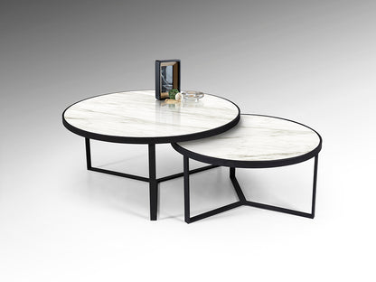 Set de 2 Mesas Auxiliares Naira Mármol Blanco y Negro Mate Schuller en ambiente decorado | Schuller