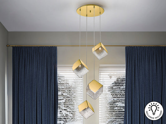 Lámpara Colgante Priscila 4 Luces Oro Cristal Texturizado Schuller en ambiente decorado | Schuller · Ref. 720403