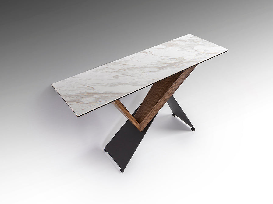 Tapadera Consola Noa de Schuller (Noa) en Nogal y metal Negro con tapa porcelánica efecto mármol blanco - Ref 742481.


