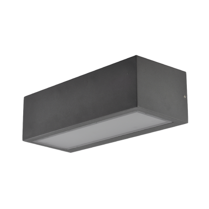 Aplique Conga fabricado en aluminio color gris oscuro para exterior