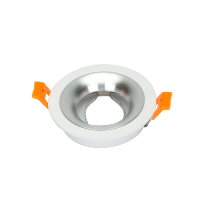 Foco empotrable GU10 con corte de 8cm, ideal para iluminar interiores con estilo