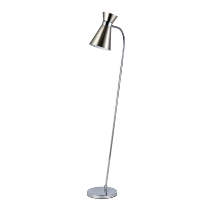 Lámpara de pie Petra fabricada en metal color niquel/cromo, ideal para salón