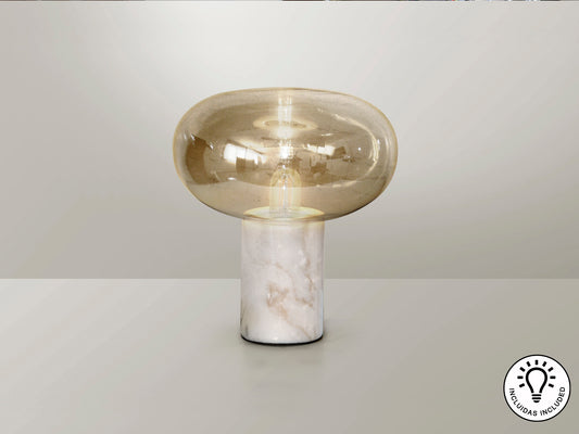 Lámpara de Sobremesa Fungi 39 cm Mármol Blanco y Ámbar Schuller en ambiente decorado | Schuller
