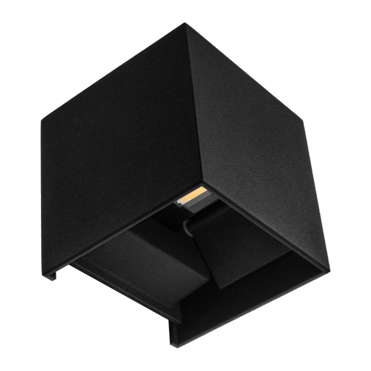 Aplique Segmento fabricado en aluminio color negro, ideal para iluminar exteriores
