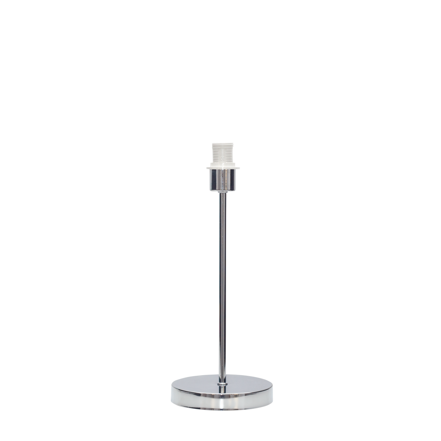 Armazón de metal fabricado en Cromo, color plata para lámpara