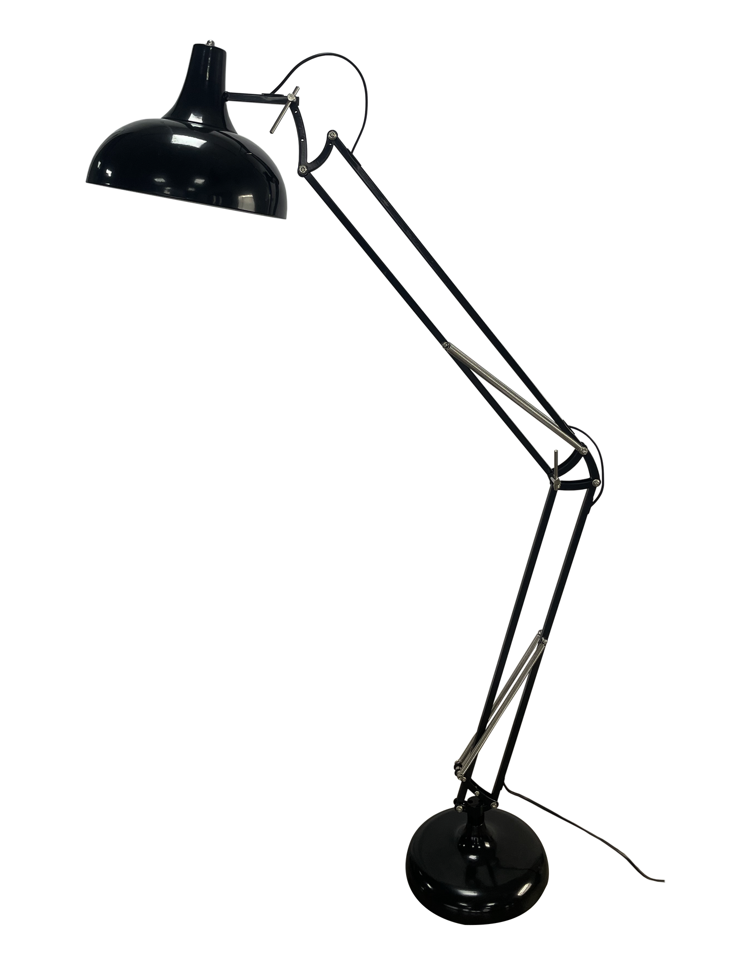 Lámpara de pie con diseño articulable para dirigir la luz