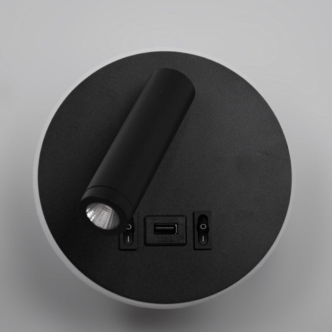 Aplique Matsys fabricado en metal color negro con puerto USB para cama