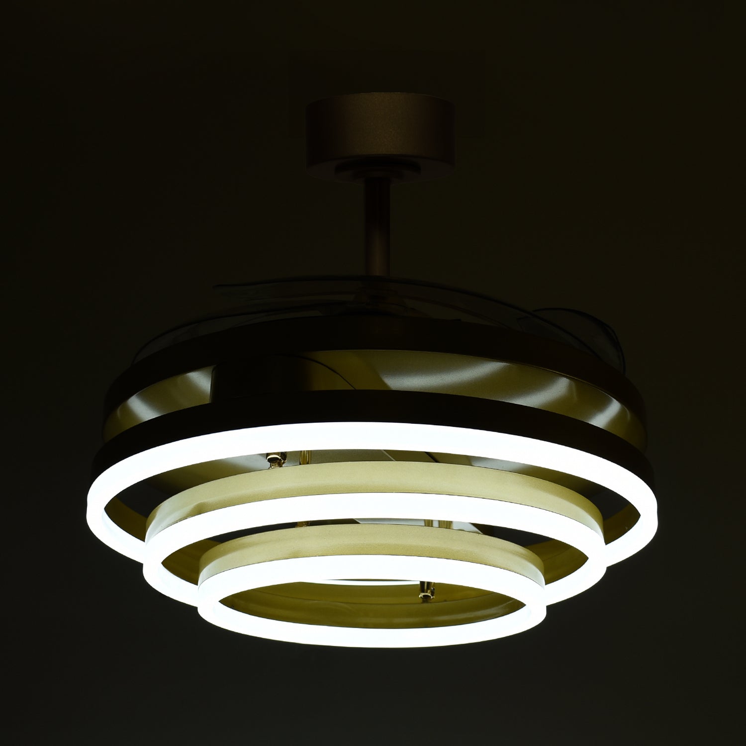 Detalles del Ventilador de Techo con Luz LED BELAIR SFERA B-28500GL Oro (Interlusa): 108cm, 72W, 6480lm, 4 Aspas Retráctiles, mando a distancia, 3000K/4000K/6000K.
