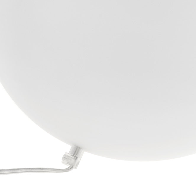 Lámpara de sobremesa con protección IP20 ideal para mesita de noche